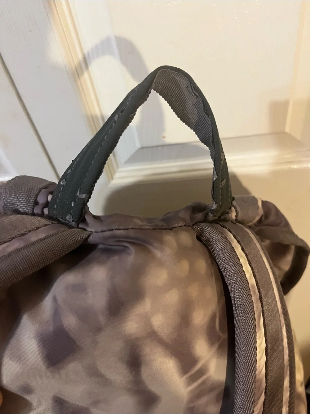 Lululemon Wanderlust Rucksack Snowy Owl Print Large Backpack Purple & Grey Rare